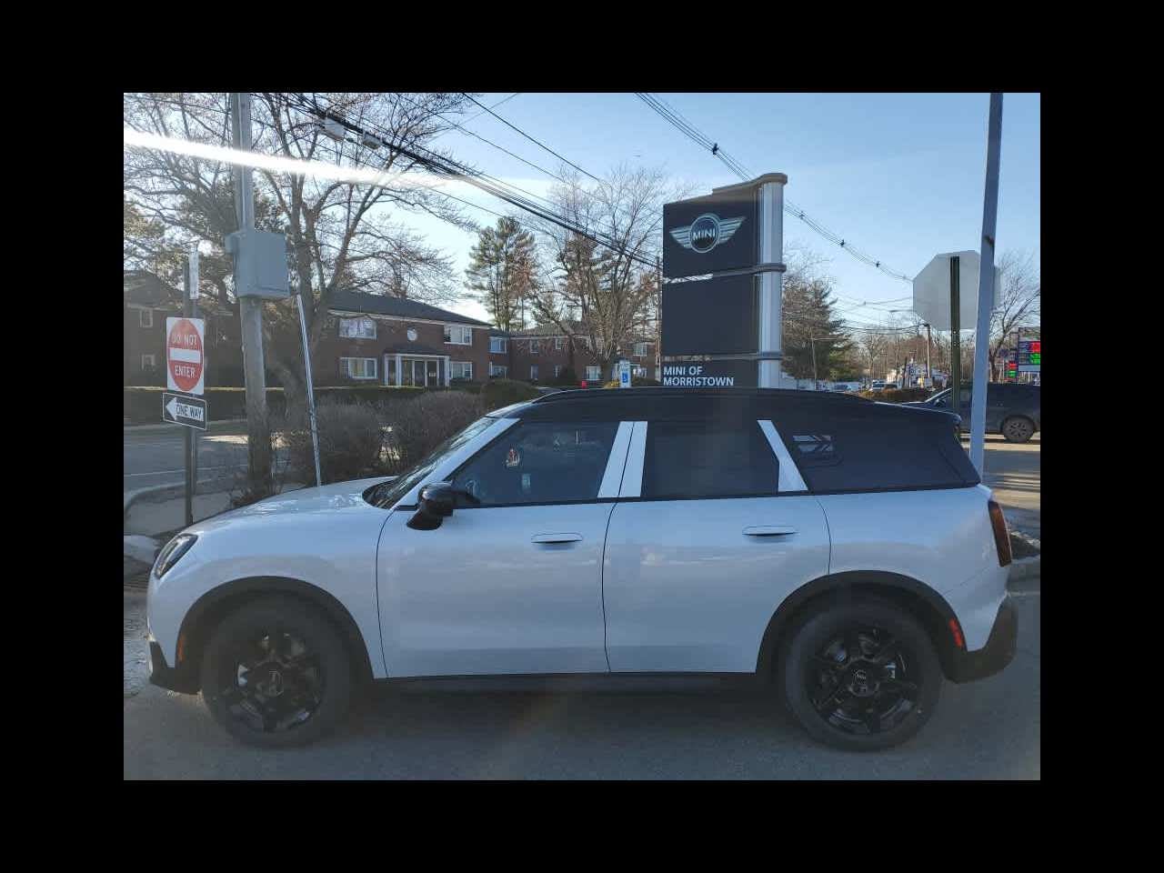 2026 MINI COUNTRYMAN OXFORD EDITION