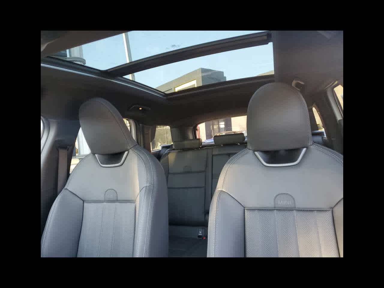 2026 MINI COUNTRYMAN ICONIC