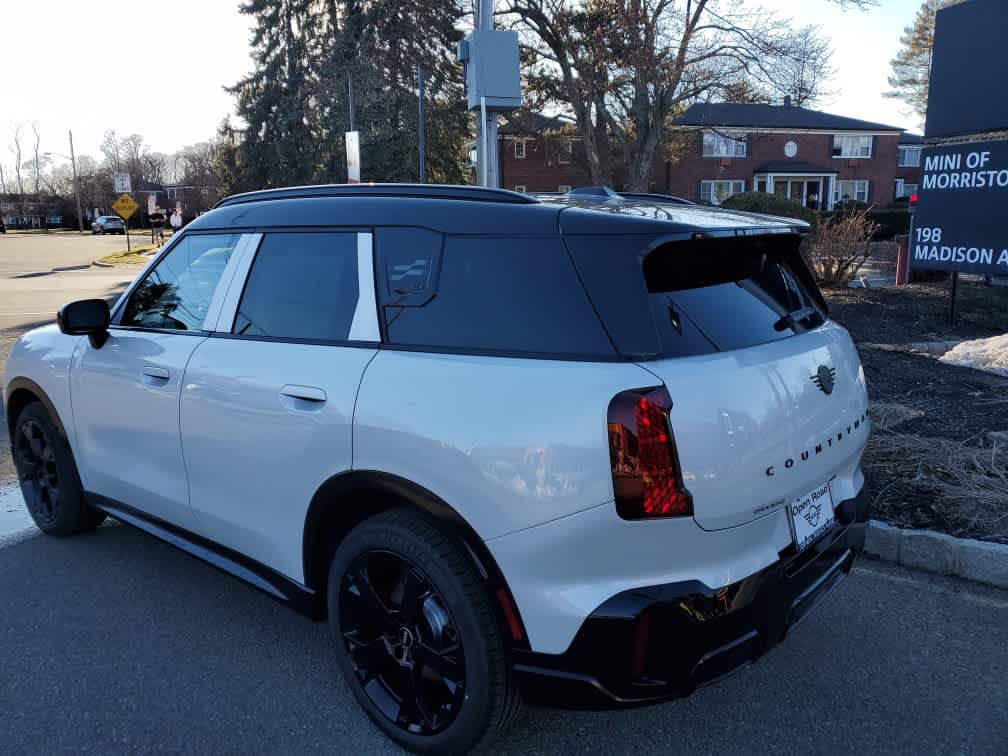 2026 MINI COUNTRYMAN ICONIC