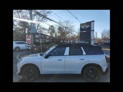 2026 MINI COUNTRYMAN ICONIC