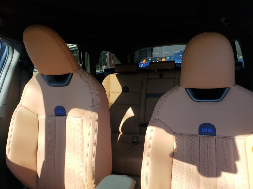 2026 MINI COUNTRYMAN ICONIC