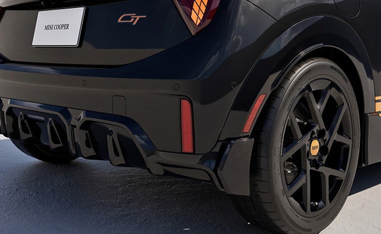 Close up of 1998 GT JCW Wheels.